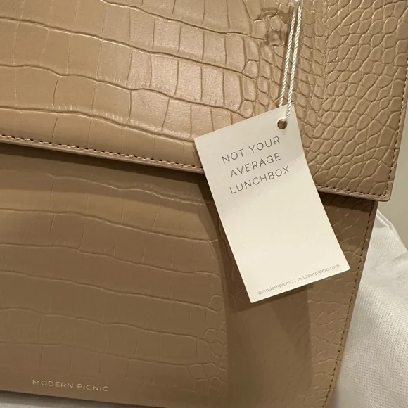 Modern Picnic The Large Luncher in Tan Croc Vegan Leather NWT - Picture 6 of 9